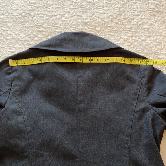 Fabulous dark gray jacket with brown zipper detail around collar and down front - Picture 16 of 16